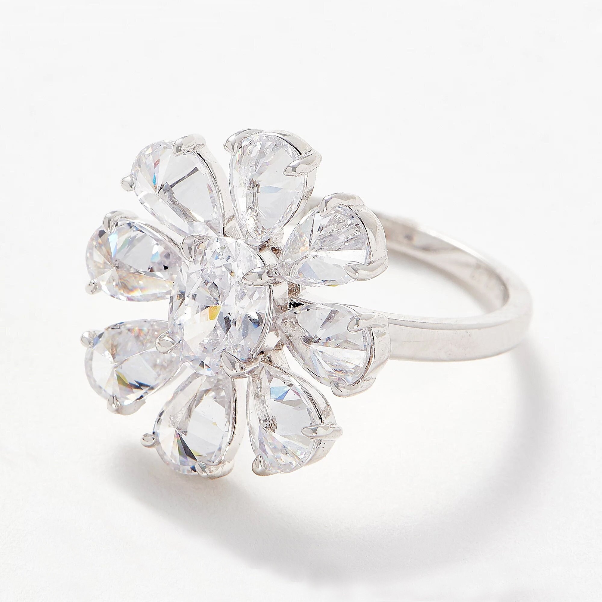Cheap New Brilliant Cubic Zirconia Women Wedding Ceremony Party Finger Rings Sky Blue Stone Sunflower Design Female Statement Rings