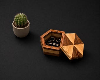 Hexagonal Wooden Pop-Up Magnetic Box for Jewelry, Accessories & Gifts – BHJPP 12x10.5x5.5