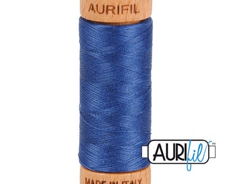 AURIFIL 2775 Bleu acier 80 Poids 274 mètres 300 yards Bobine de courtepointe Appliqué à la main Fil de courtepointe en coton