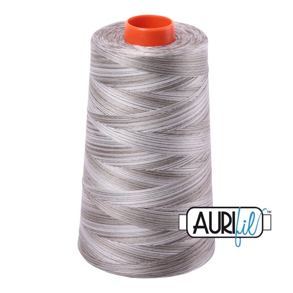 4670 Aurifil - Variegated Gray 4670 Aurifil - Variegated Gray