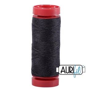 Aurifil Lana WOOL Bobina pequeña Color 8980 Gun Metal DNO