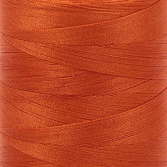 2235 Aurifil - Orange 2235 Aurifil - Orange