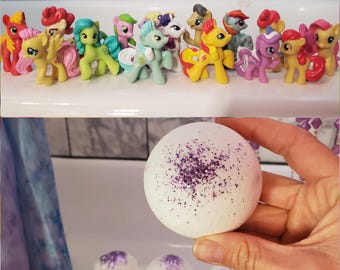 Bombas de baño totalmente naturales para niños, aceite de coco orgánico, sin colorantes, con bomba de baño My Little Pony con juguete en su interior, ingredientes limpios.
