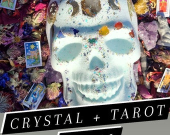 Bomba de baño de calavera gigante con cristales, cartas del tarot y lavanda de Oregón