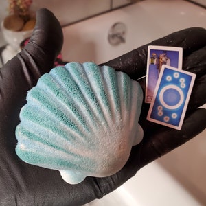 Organic Tarot Bathbomb Seashell Shaped Bath Fizzy Coconut Oil with Oregon Lavender Essential Oil Bathbombs by The Fizz Wizard
