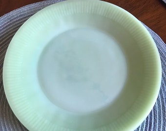 Fire king jane ray jadeite 9 1/4 inch dinner plate