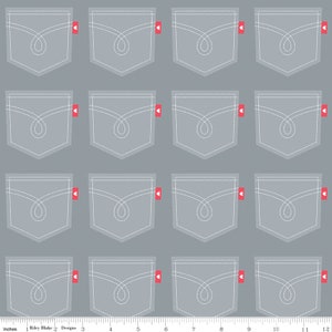Riley Blake - Down on the Farm - Pockets Gray Fabric