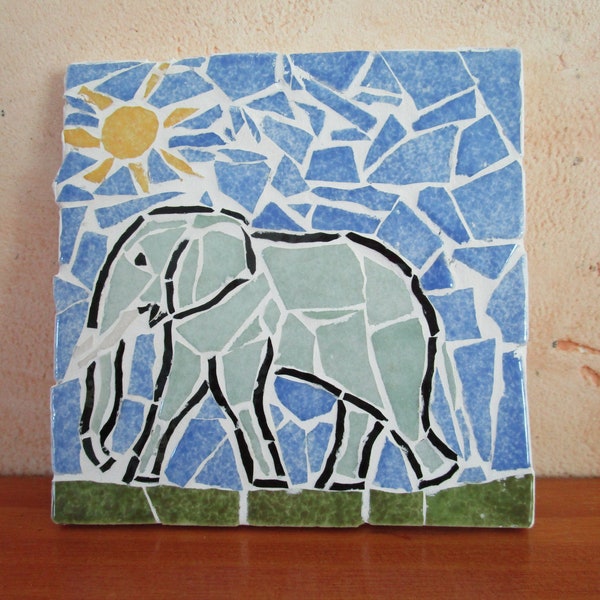 Petit tableau éléphant en mosaïque : neuf