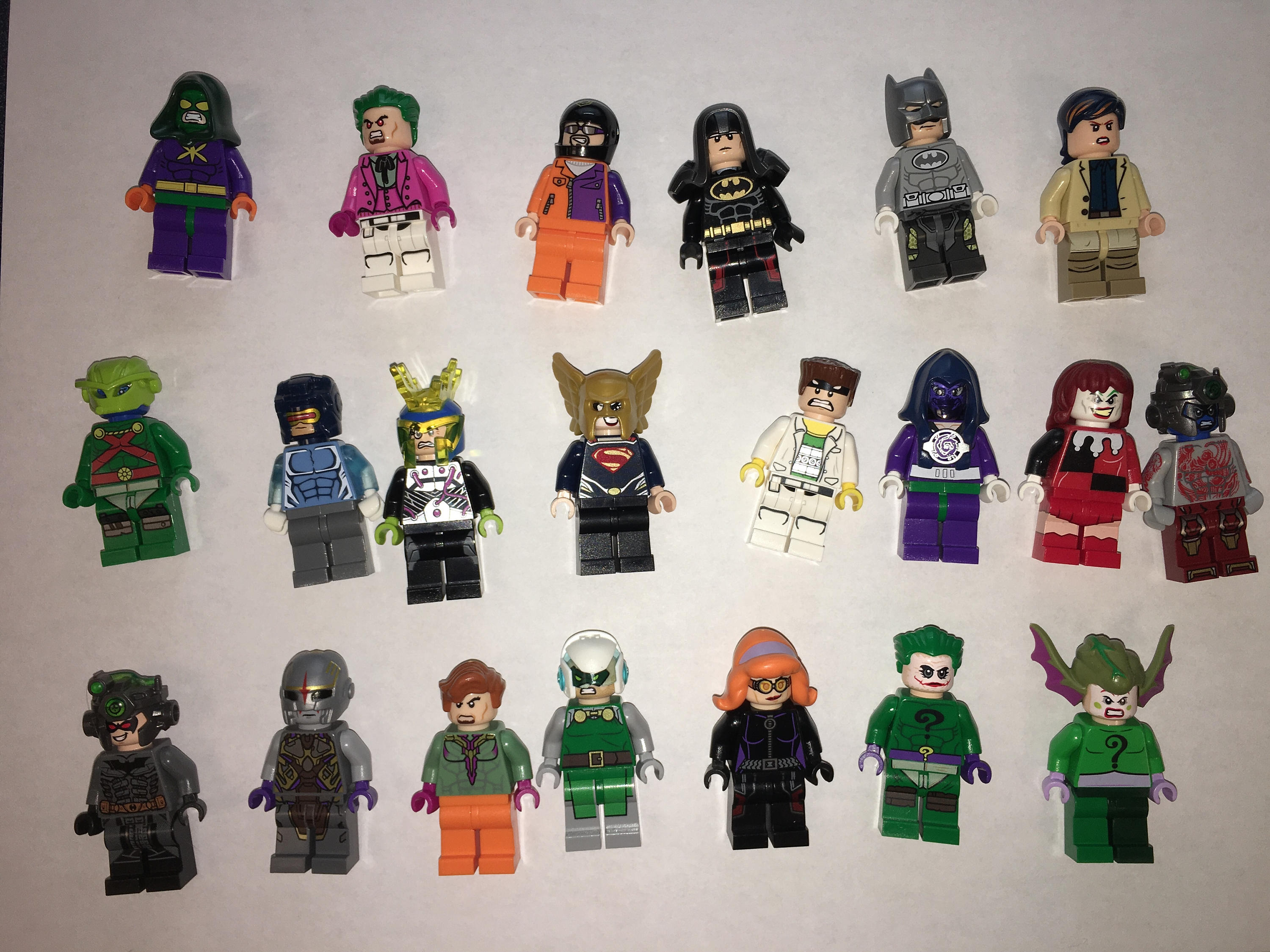 Lego Marvel + DC Super Heroes Minifigures YOU PICK. New 100% Authentic Lego