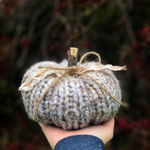 Knitting Pattern | Hand Knit Pumpkin