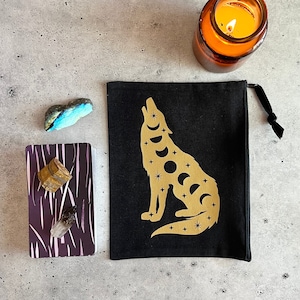 Pochette zippée Cosmic Wolf pour cartes de tarot, cristaux et objets magiques