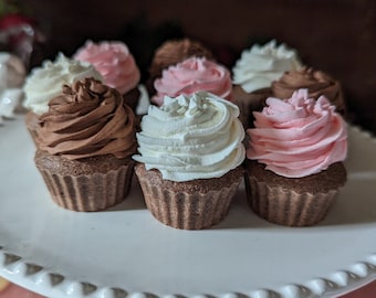 Fake Mini cupcakes: Chocolate Assortment, set of 9