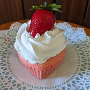 Fake cupcakes/Faux cupcakes/Fake food/Artificial food/Fake cake/Faux cake/Photo props/Prop cakes/Strawberry cupcakes/Pink cupcakes/Hearts image 5