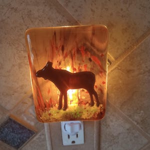 moose night light/glass nightlight/fused glass light/plug in glass night light/decorative light/fall nightlight/home decor/nightlight gift