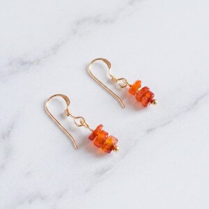 Pendientes colgantes apilables Heishi de cornalina facetada