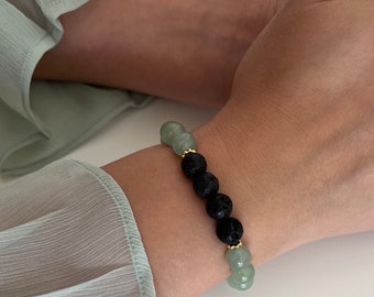 8mm Grün Aventurin oder Hellgrüne Jade Edelstein Stretch Armband mit Lava Perlen und Gold Akzent Perlen, Gold Gänseblümchen