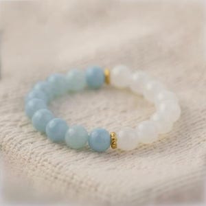 Aquamarine and White Jade Stretch Bracelet