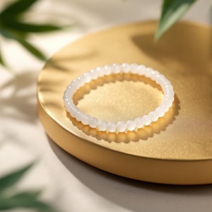 White Jade Gemstone Stretch Bracelet