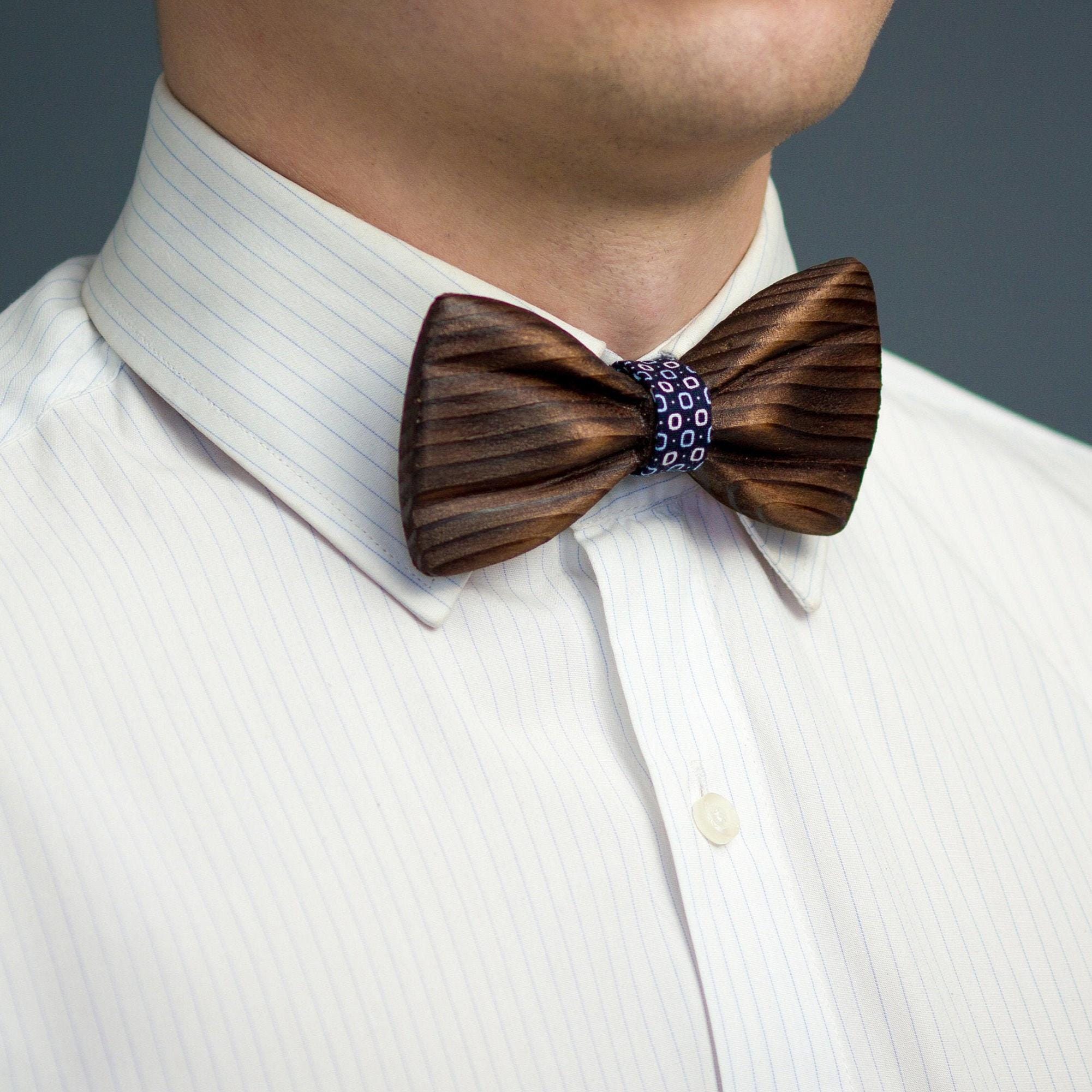 3D Layered Oak Wood Bow Tie