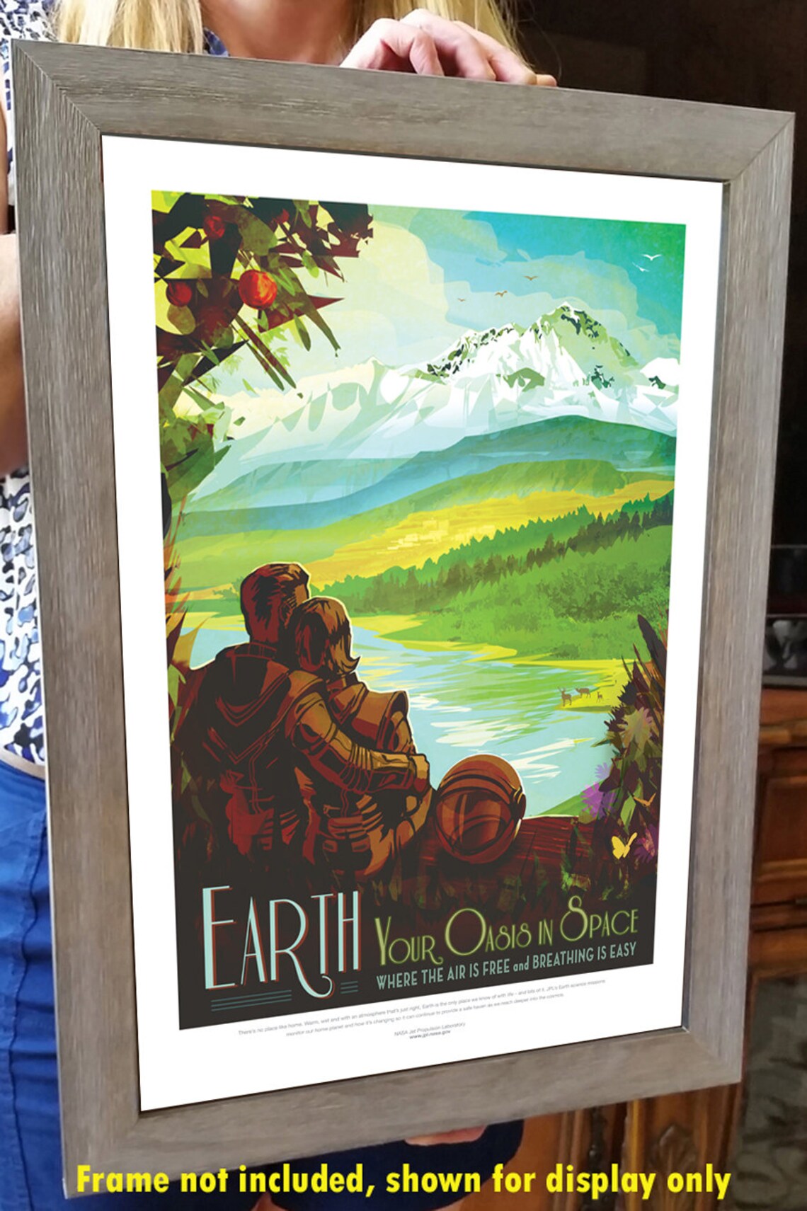 Affiche Encadrée NASA - Earth Oasis In Space - Qualité A + - Format 25x38 Cm