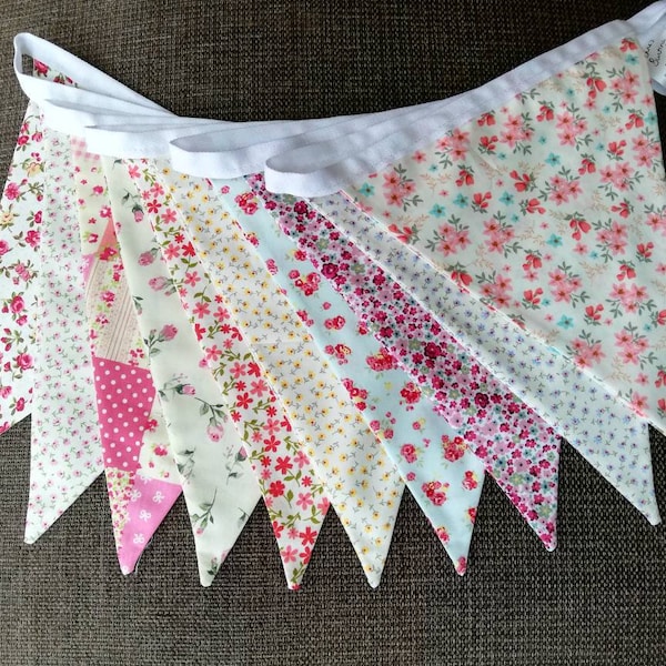 Dainty mixed florals fabric bunting, shabby chic style, wedding decor, vintage style bunting