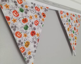 Pumpkins fabric bunting, glow in the dark detail, Halloween decoration.