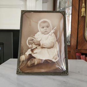 Vintage Convex Glass Brass Ornate Picture Frame With Photograph 16 x 22 cm