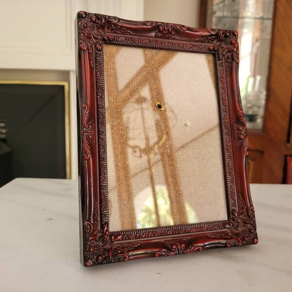 Vintage Burgundy Red Ornate Picture Frame 10 x 15 cm