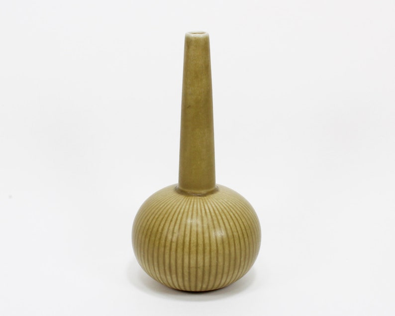 R\u00f6rstrand Vintage 1950s Vase Ritzi Bulb Design by Gunnar Nylund Tan Pottery Geometric Design Scandinavian Modern Decor Made in Sweden