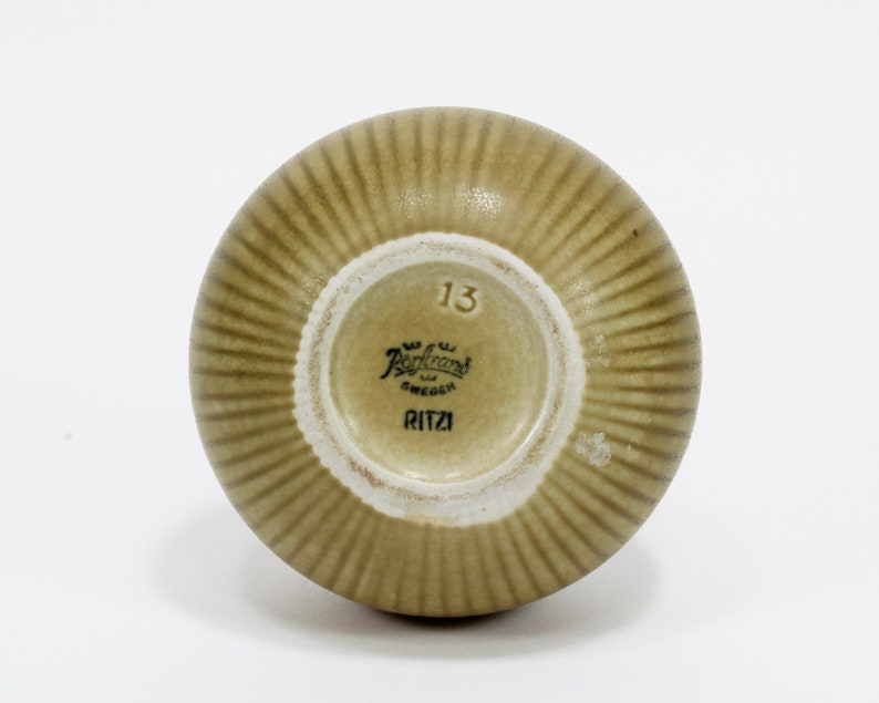 R\u00f6rstrand Vintage 1950s Vase Ritzi Bulb Design by Gunnar Nylund Tan Pottery Geometric Design Scandinavian Modern Decor Made in Sweden