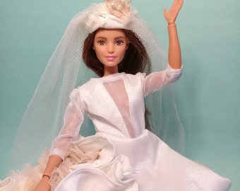 Barbie wedding dress, barbie bride doll , ooak wedding dress, barbie wedding, miniature haute couture, Diva'sUy clothing store.
