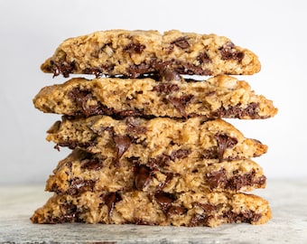 Gourmet 1/4lb Oatmeal Chocolate Chip Cookies: Fresh Baked, Soft, Chewy