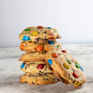 Our fun and flavorful M&M cookie is filled with Callebaut chocolate chips and milk chocolate M&M's.