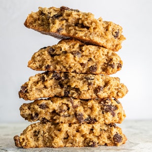 Oatmeal Raisin Cookies, Baked Goods Care Package, Best Cookie Gift  Christmas, Homemade Cookies, Fresh Baked Oatmeal Cookies with Raisins