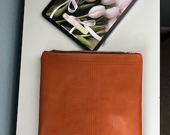 Leather Tablet Pouch, Travel Case Full Grain Leather for iPad or Tablet