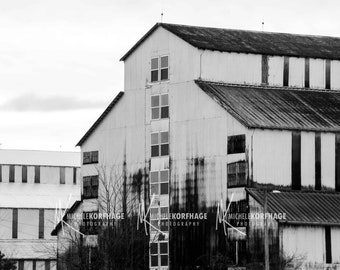 Bourbon Photo / Maker's Mark Rickhouse / BW / Man Cave Decor / Bourbon Lover / BW Photo Print / Distillery Photo / Historical / Bar Decor