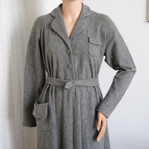 Vestido de lana de los años 40 / Botones formales y cinturón original / Bolsillo en el pecho / ROPA DE MATERNIDAD / Moda de invierno para el día / Busto 44.8"