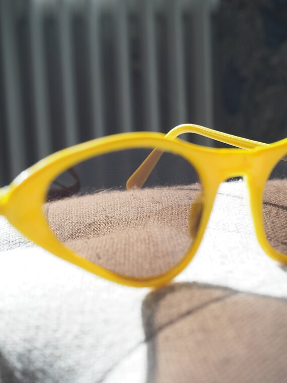 Deadstock 1940s Yellow Sunglasses | Cat Eye Sunni… - image 8