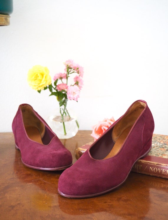 Burgundy 1940s Suede Low Wedges Rare Flats