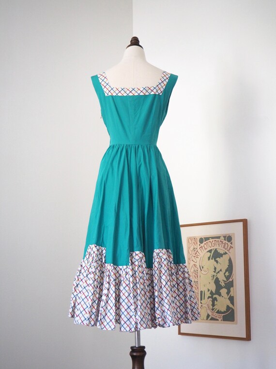 Full Swirl Summer | 1950s Kelly Green & Plaid Cot… - image 7