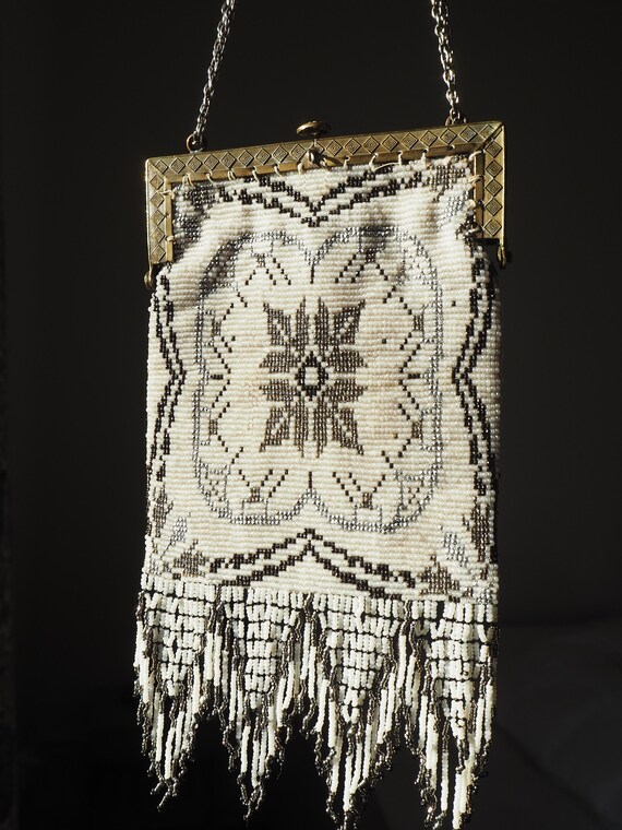 Sparkly 1920s Bag | Pearls Beaded | Flapper Fring… - image 3