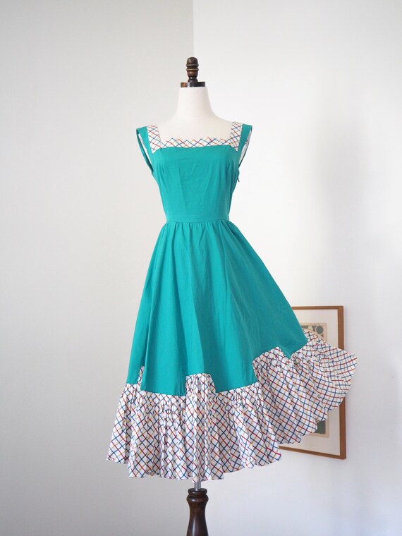 Full Swirl Summer | 1950s Kelly Green & Plaid Cot… - image 3