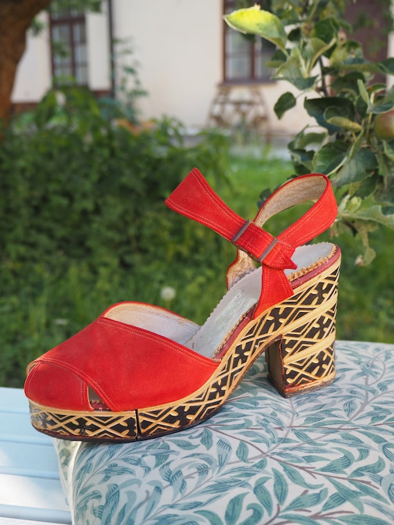 Court royal suede best sale