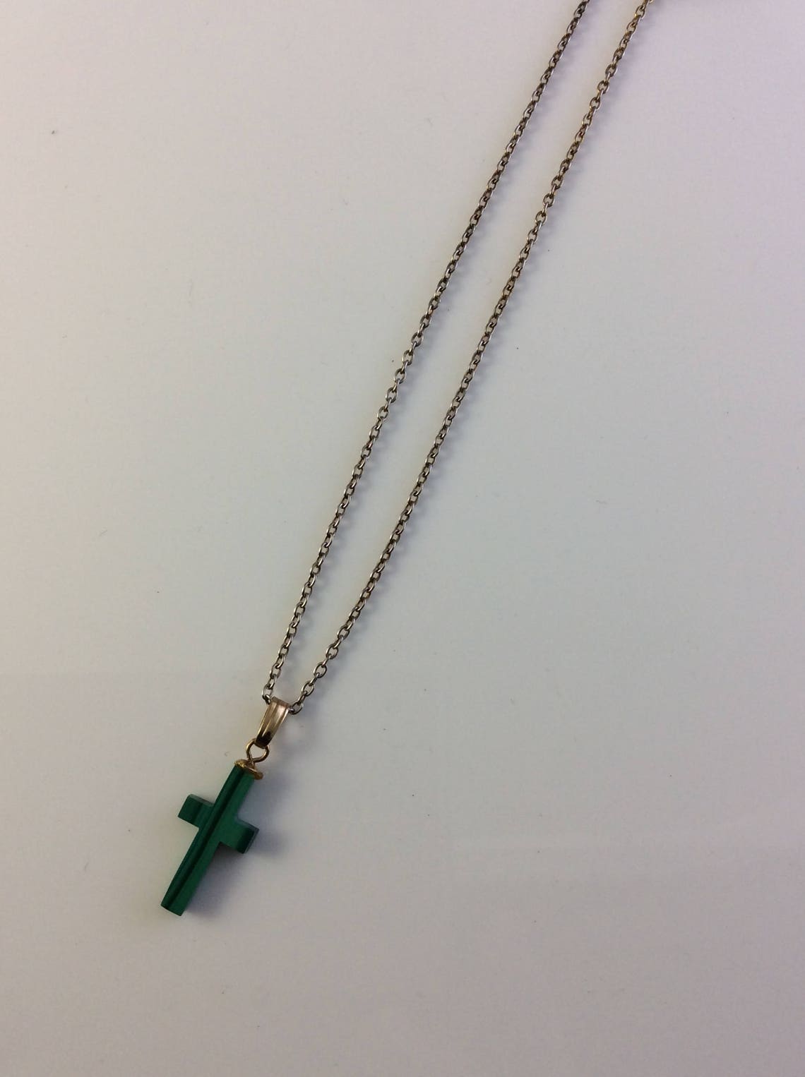 Linea Crucible Necklace set with Malachite main image 1