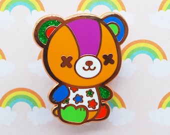 Pin esmaltado de oso de peluche colorido