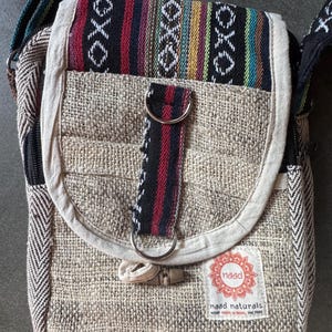 Passeport/sac à bandoulière en chanvre de l'Himalaya fait main bandoulière réglable et 2 compartiments à glissière, style bohème hippie, petit sac à bandoulière unisexe
