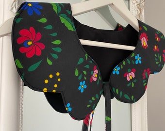 Schwarzer und mehrfarbiger floraler Baumwollkragen, übergroßer Kragen, abnehmbarer Bubikragen, abnehmbarer Kragen, Geschenk für sie, Kleidungs Accessoire