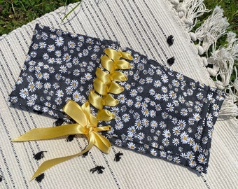 Daisy Underbust Belt, Corset Belt for Woman, Fairy Corset, Waist Corset, Wedding Corset, Festival Corset, Black Corset, Flower Print Corset