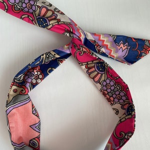Multicolor Print Wire Headband, Wide headband, Hair Wrap Knot headband, Head Scarf look, Gift for women, Spring Accessories
