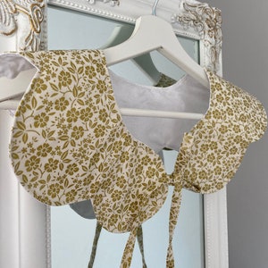 Gold Floral Print Collar, Oversized Collar, Detachable Peter Pan Collar, Removable Collar, Gift for Her, Clothes Accessory